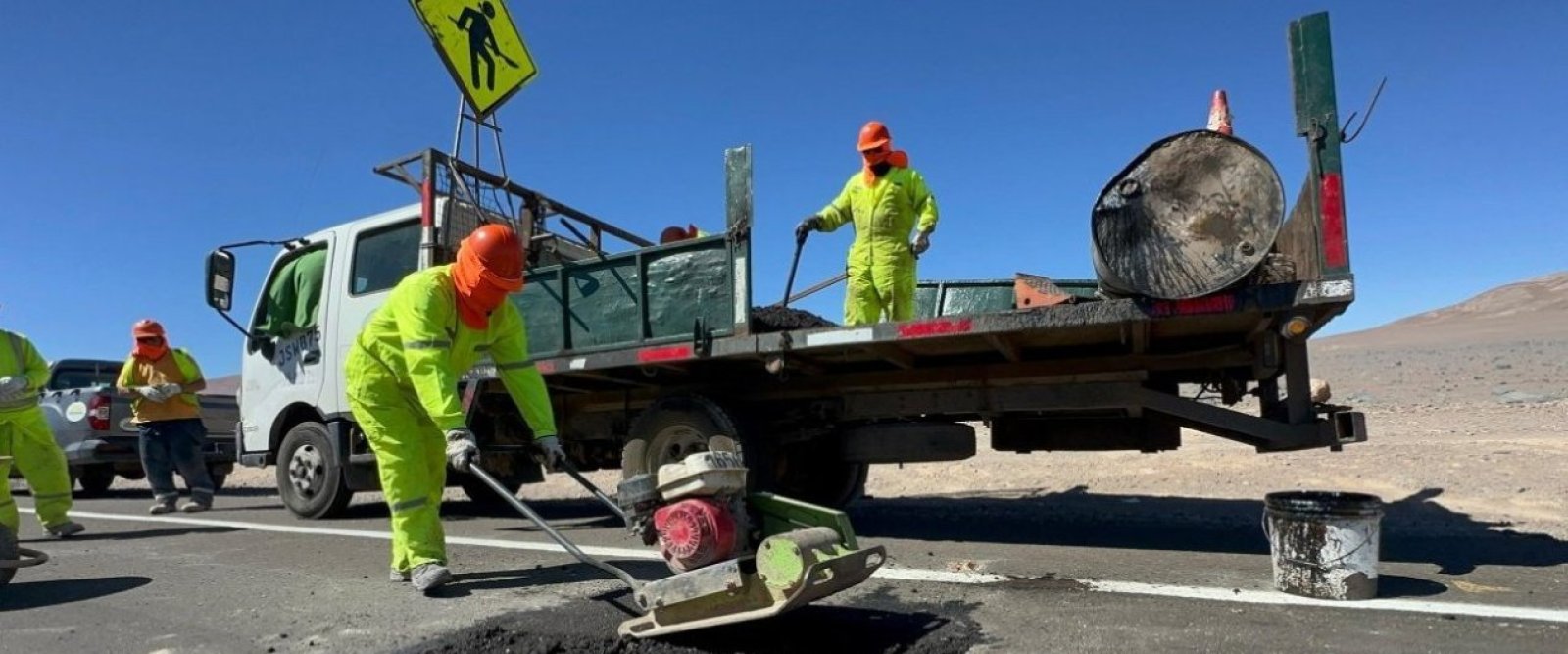 Comienzan trabajos para reparar hoyos en Ruta B-710 entre Taltal y Antofagasta