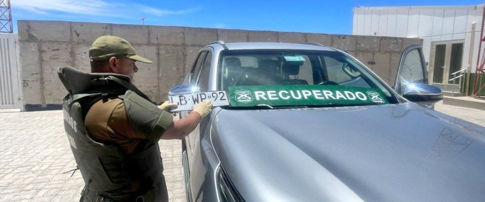 Carabineros del Retén Alemania de Taltal recupera vehículo robado en Quilpué