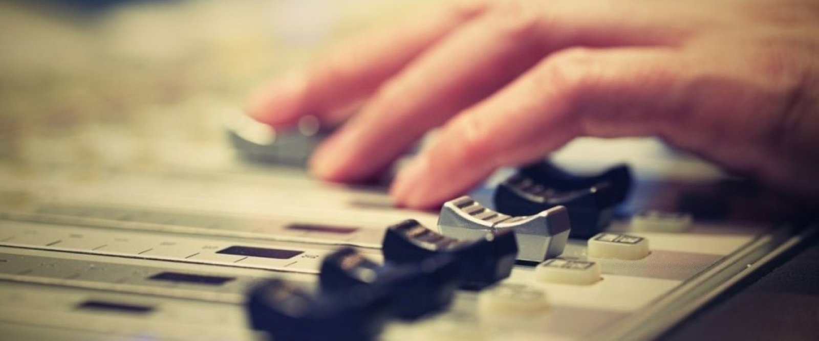 Radio Definición cumple 17 años de transmisiones ininterrumpidas