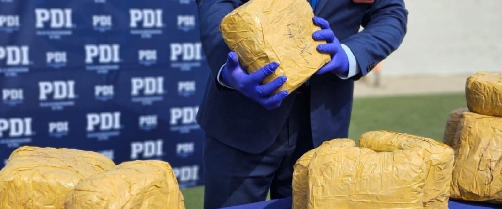 Histórica incautación de 2,4 toneladas de cannabis en la Región de Antofagasta