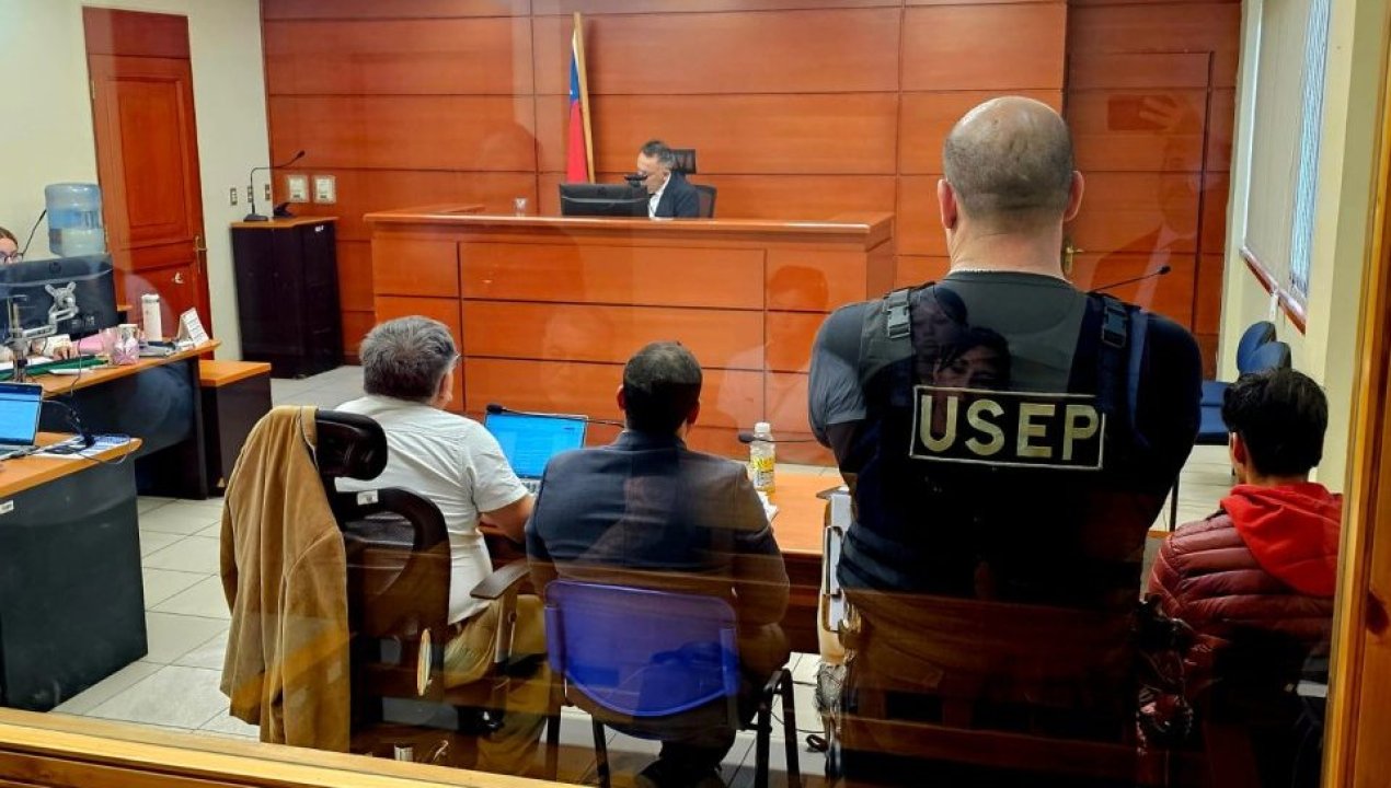 /fiscalia-formaliza-a-estudiantes-por-desordenes-en-campus-coloso-de-la