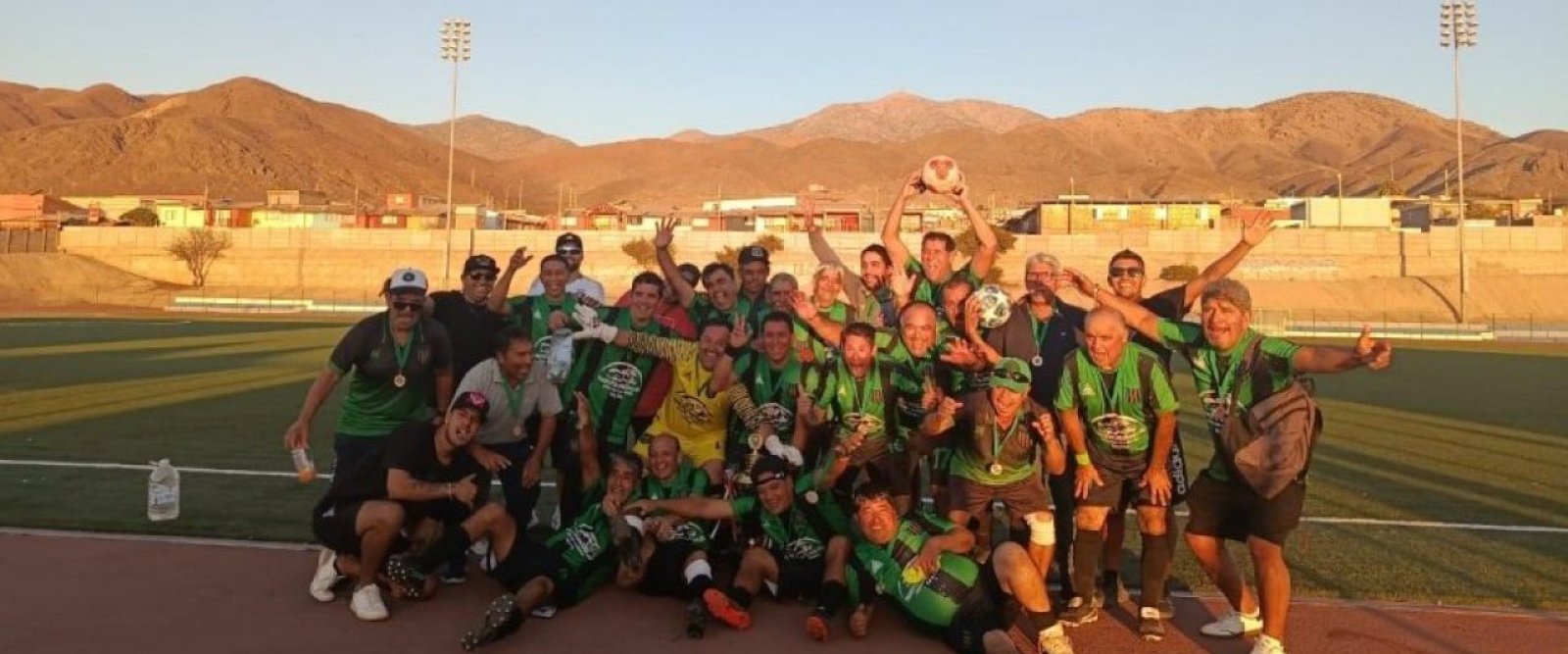 San Antonio Norte y Unión Caleta se consagran campeones en gran jornada del fútbol taltalino