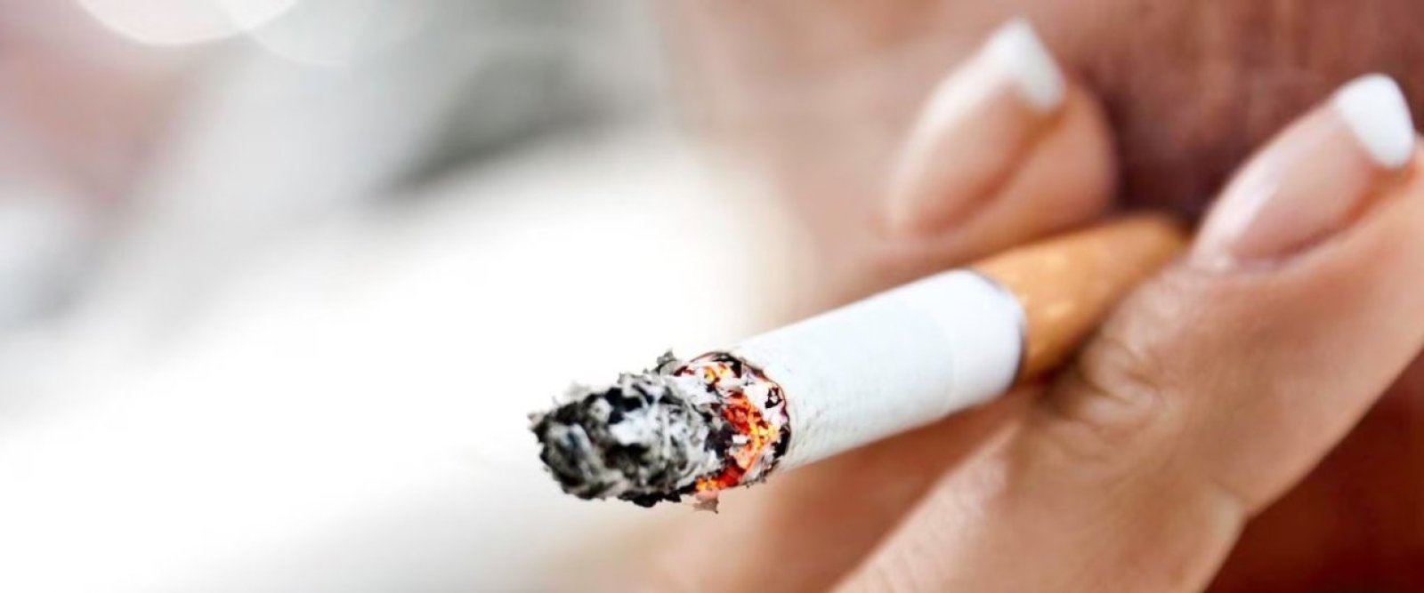 Región de Antofagasta supera el 50% de exposición juvenil al humo de tabaco