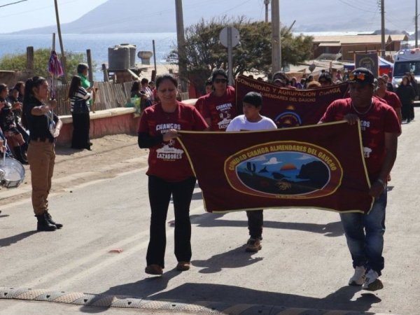 Desfile cívico marcó la celebración del 347° aniversario de Paposo