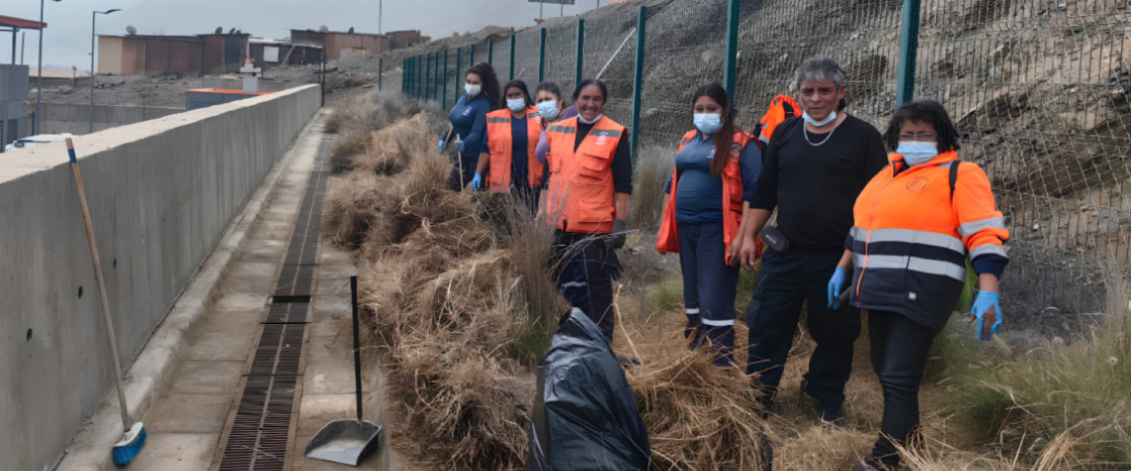 Trabajos de limpieza y seguridad avanzan en Paposo ante las lluvias