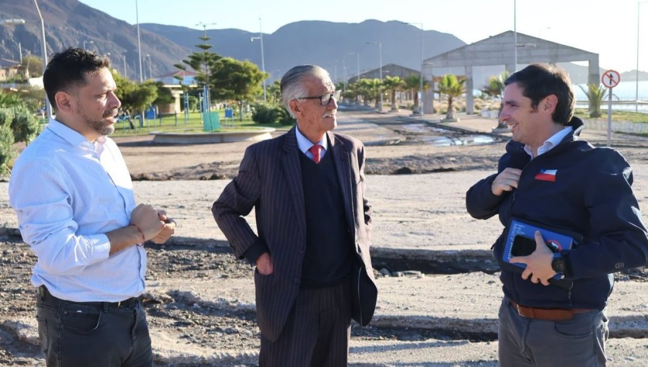 /subsecretario-de-desarrollo-regional-visita-taltal-y-conoce-en-terreno-las