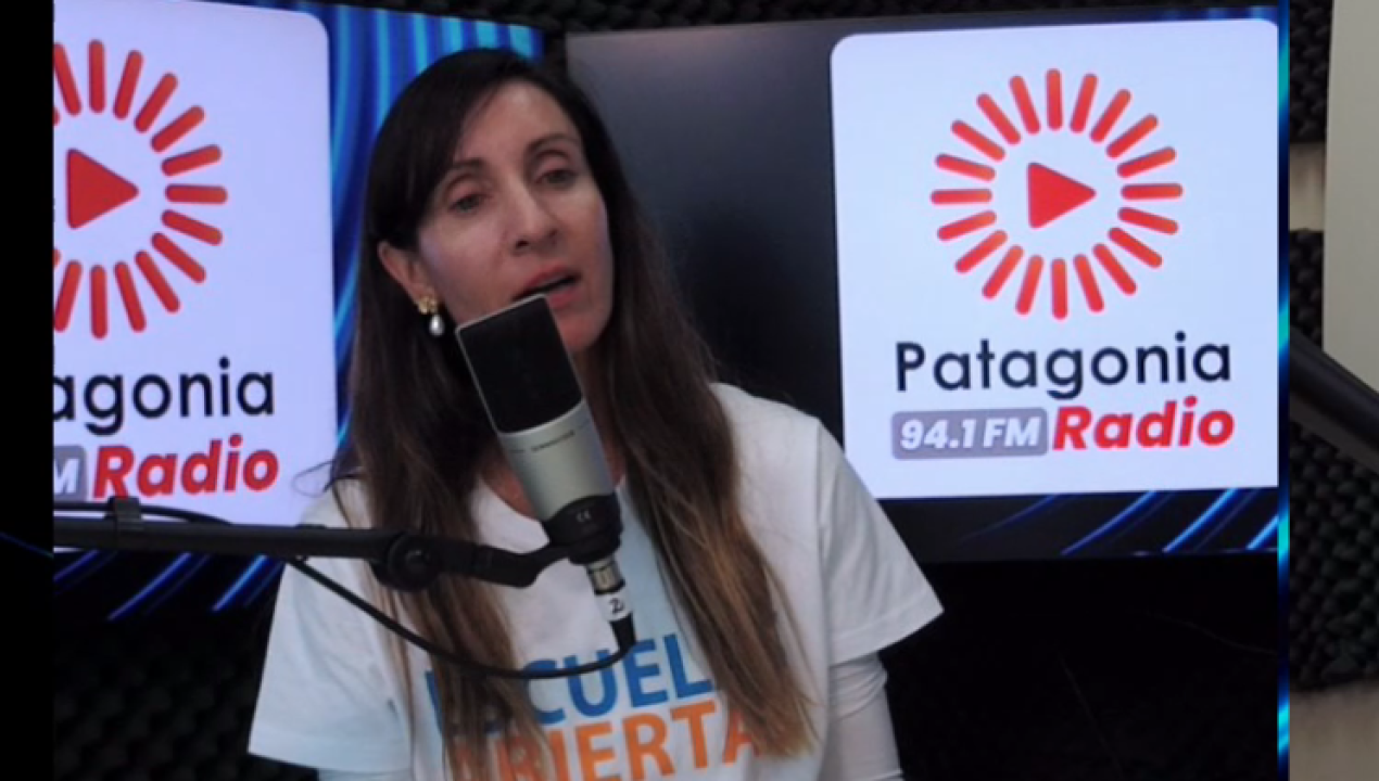 /necesitamos-volver-a-poner-a-los-ninos-al-centro-directora-de-escuelas