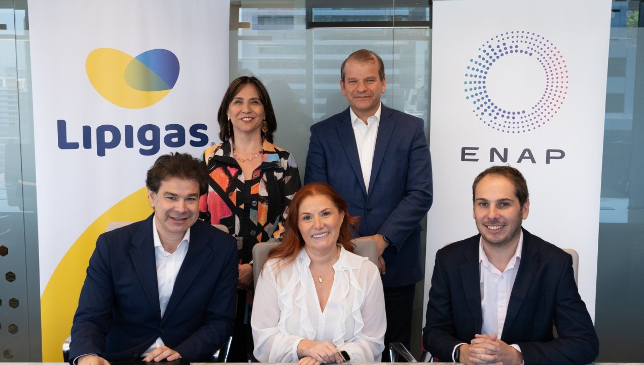 /enap-y-lipigas-firman-acuerdo-para-desarrollar-combustibles-renovables-en