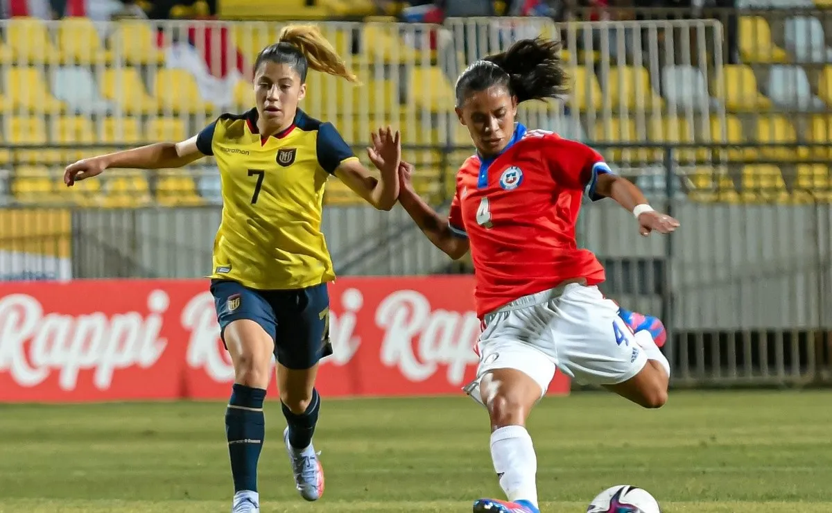 /la-roja-derrota-a-ecuador-y-anota-su-primer-triunfo-en-la-copa-america-femenina-2022