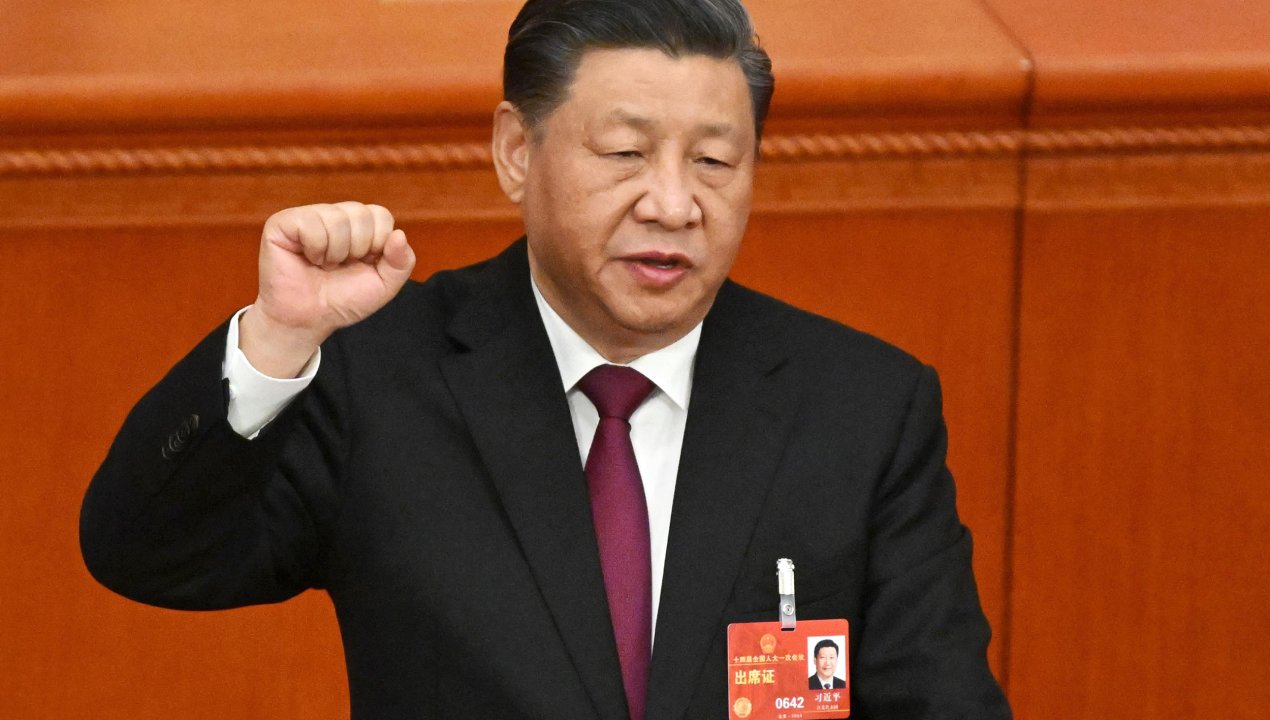 /casi-3-mil-votos-a-favor-y-cero-en-contra-xi-jinping-logra-historico-tercer-mandato-en-china