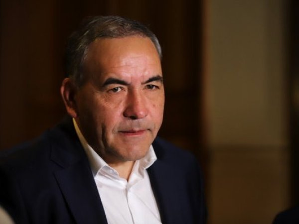 Puma y Adidas no lo perdonaron: Fidel Espinoza enfrenta querella por traer ropa falsificada