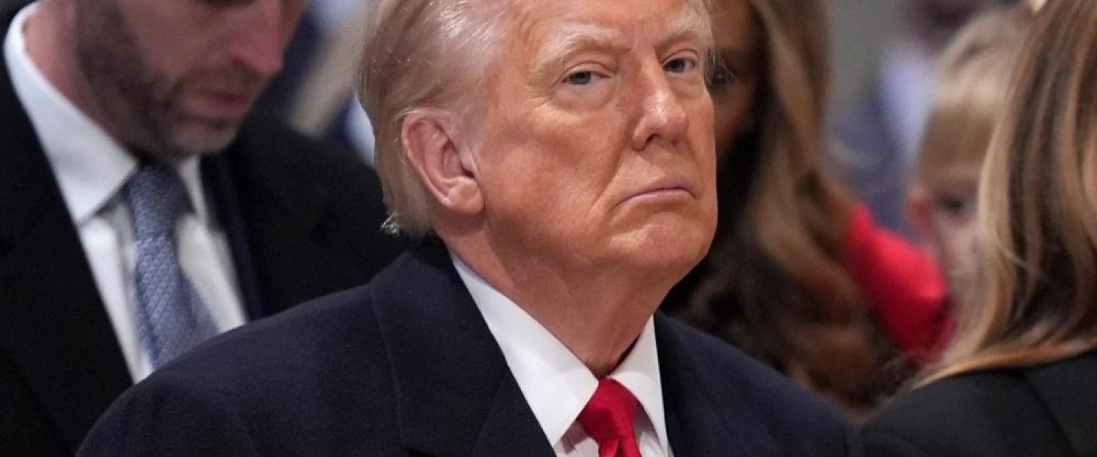 Donald Trump critica duramente a Israel por bombardeo tras tregua con Irán