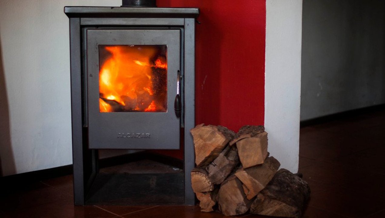 /regionales/region-del-nuble/recambio-de-calefactores-abren-postulaciones-para-estufas-a-pellet-y-aire